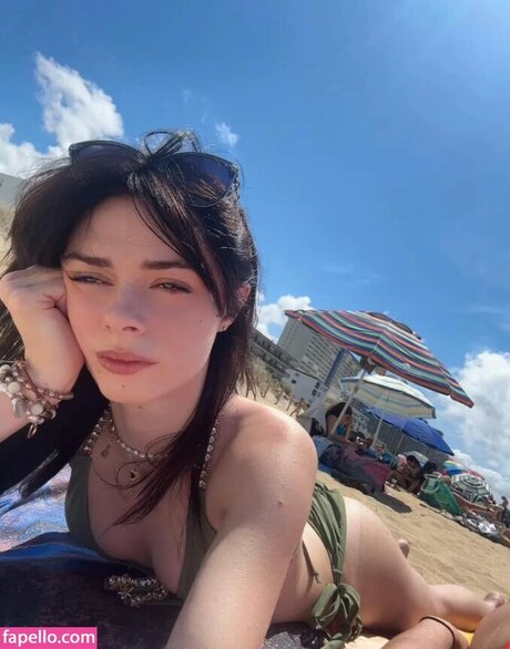 Carmaxlla pornstar adult photo