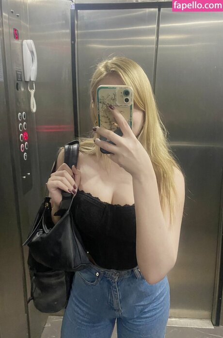 biranset nude model images