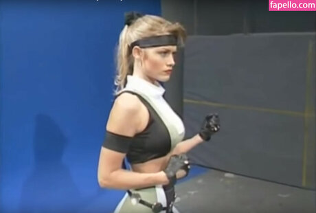 Kerri Ann Hoskins model xxx photo