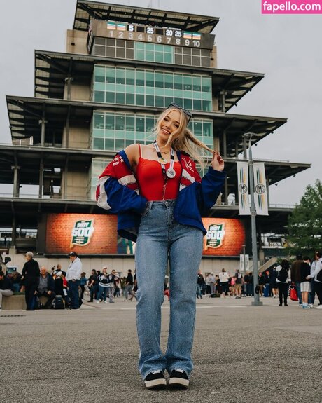 Lynzie Fulton free star picture