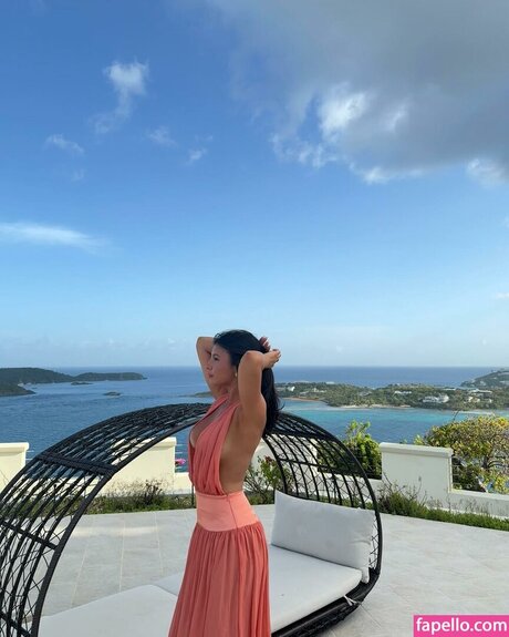 Lydia Lowry erotic model images