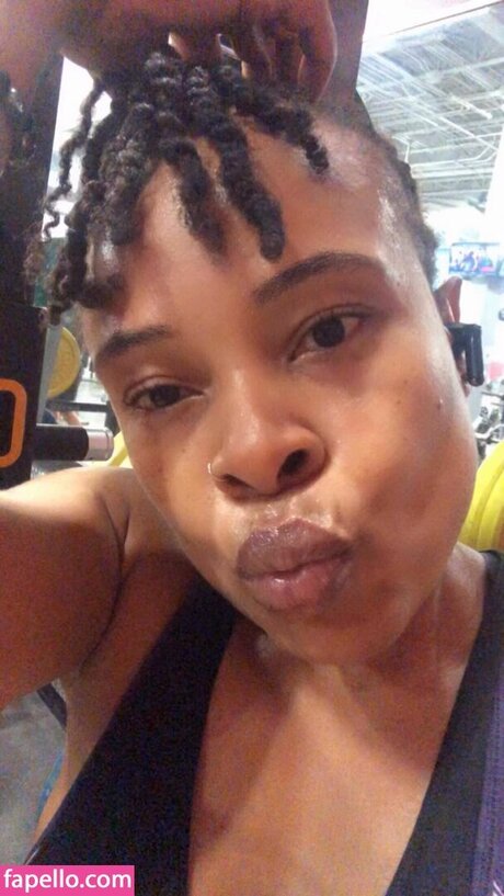 iamcassfit nudes actress photos