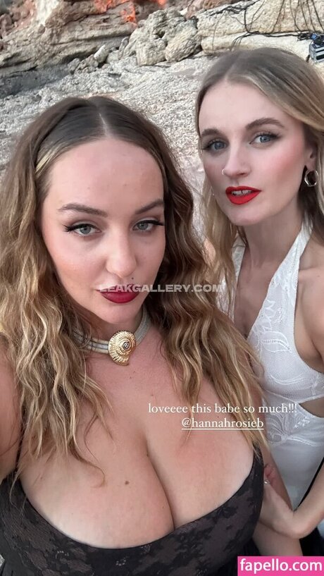 JoannVdHerik nudes pornstar gallery