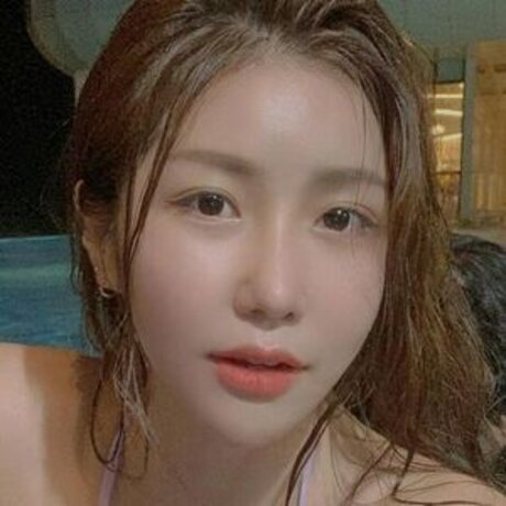 nana un model archive