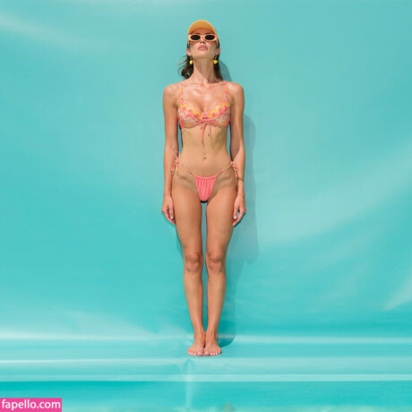 Rebecca Donaldson sex model image