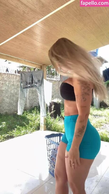 latina onlyfans sexy nudes pic