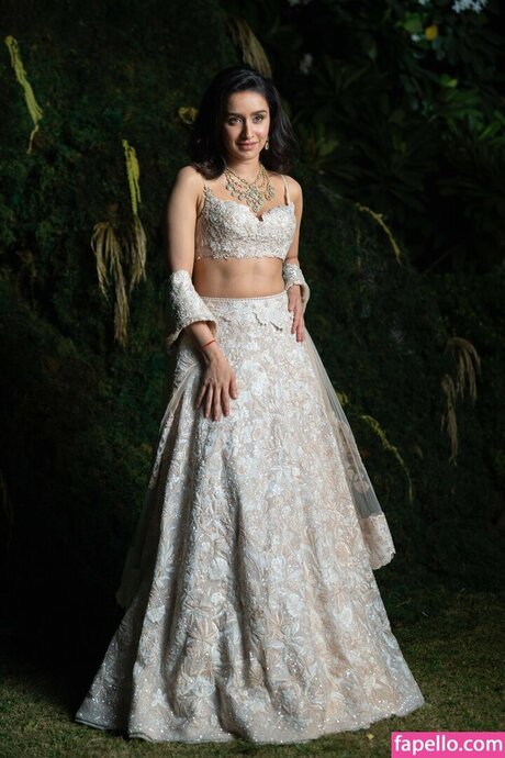 Shraddha Kapoor beautiful star img