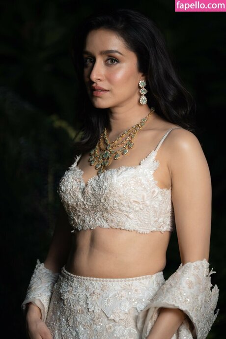 Shraddha Kapoor model sex photo