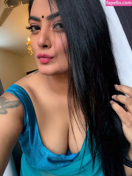 Twinkle Kapoor beautiful star pics