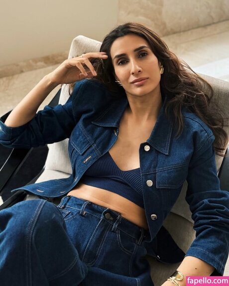 Pragya Kapoor model hot pic