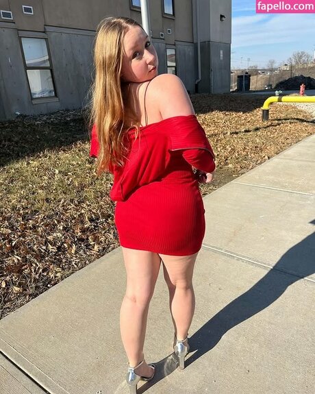 tabbbi77 star porn pics