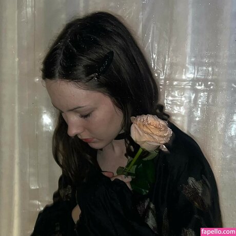 Ella Woolsey erotic pornstar picture