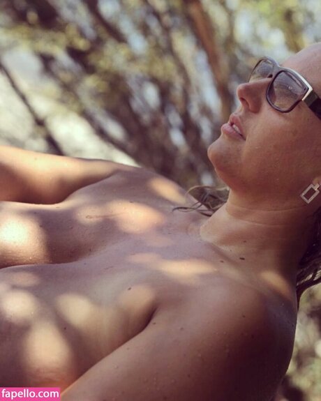 Kathy__Deep xxx pornstar gallery