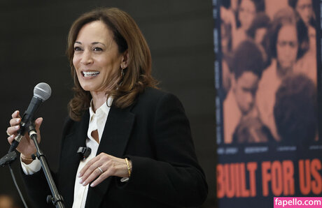 Kamala Harris best actress pics