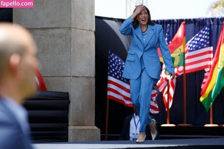 Kamala Harris pornstar erotic gallery