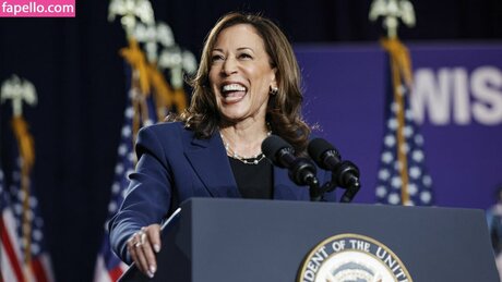 Kamala Harris star beautiful photo