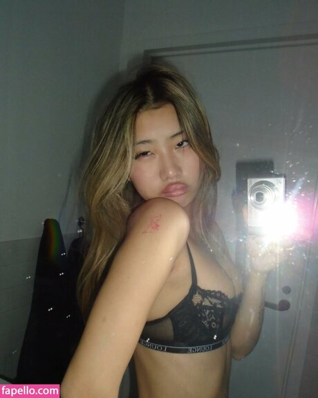 Piper Hana model nudes photo