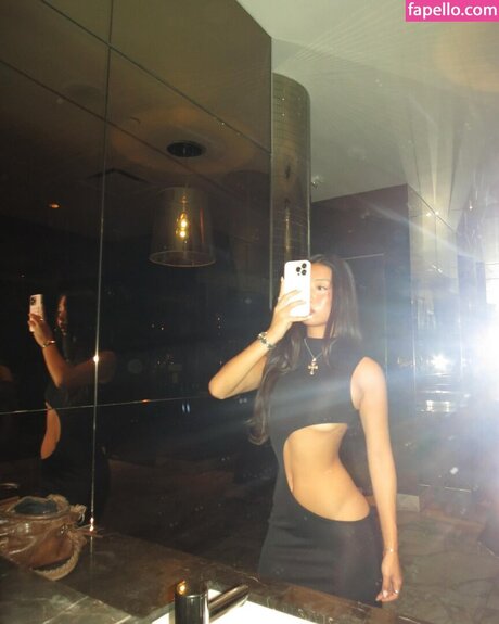 Piper Hana model sexy image