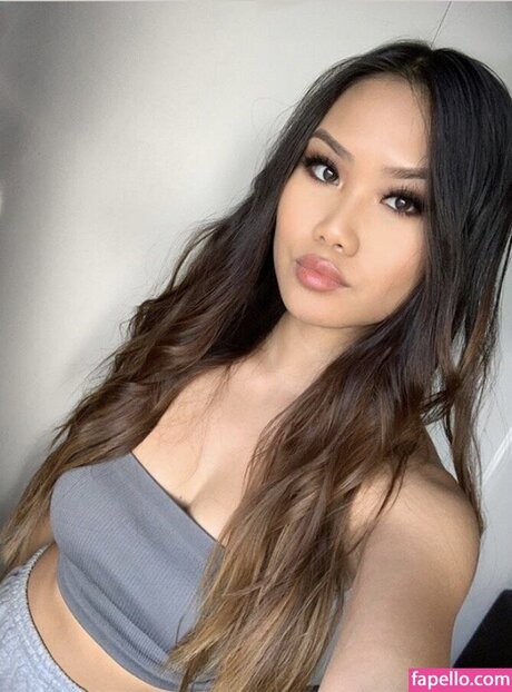 Krisha Soria star pretty photos