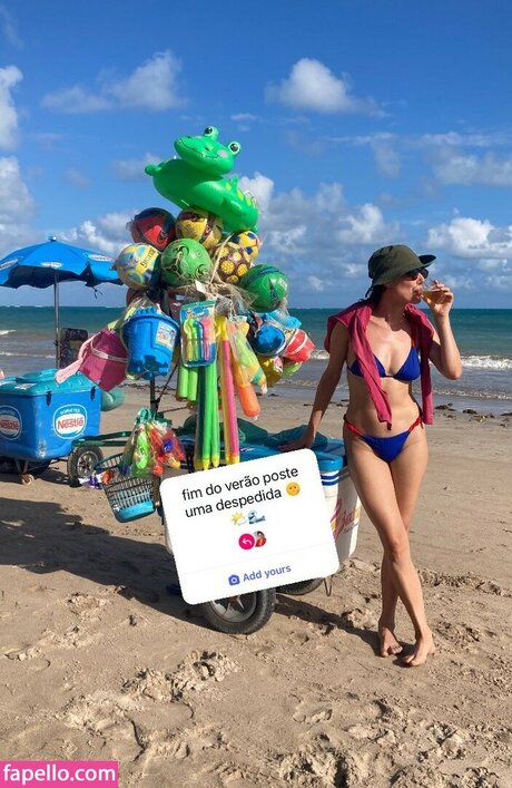 Manuela Do Monte art model pic