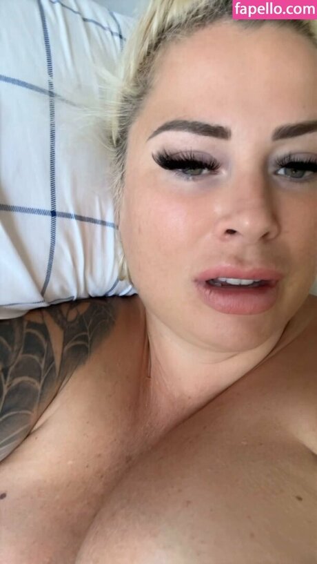 AmandaSchmanda pornstar top photos