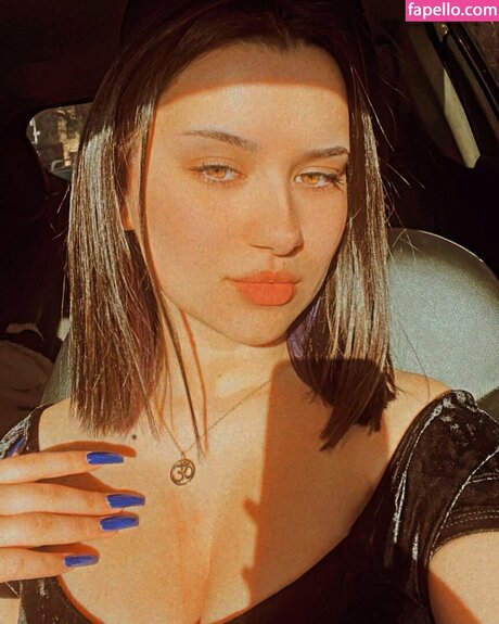 Sierra Elizabeth model nudes pics