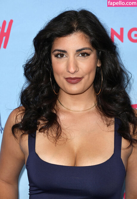 shemale handjob onlyfans pretty images