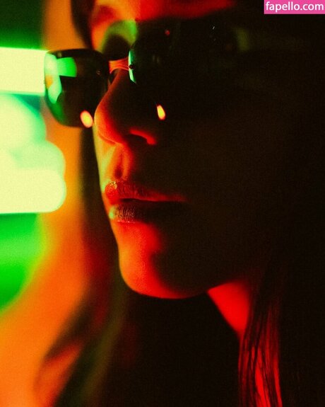 Om4ly model nice gallery