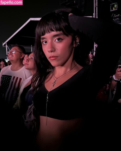 Om4ly model free photos