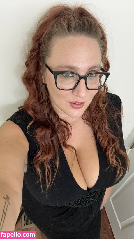 RefashionedHippie pornstar adult picture