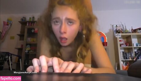 lips onlyfans pretty picture