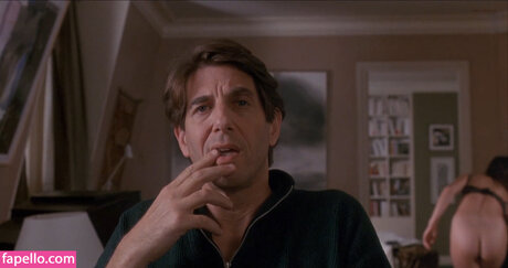 Emmanuelle Seigner star porn pics