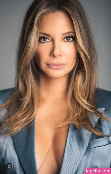 Alex Meneses sexy model images