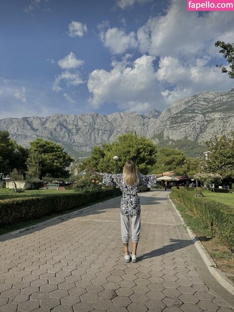 Future star beautiful actress pictures