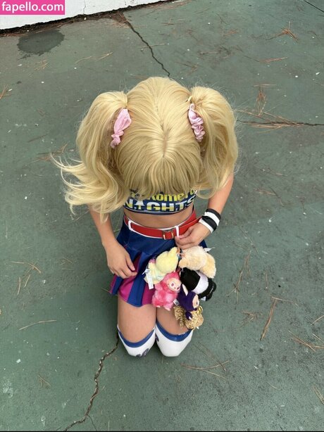 Angelina Fishtank Quick photo