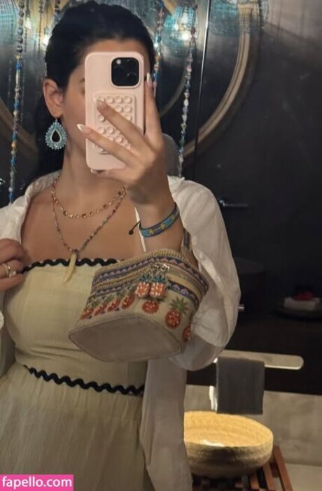 adolladola star nudes photos