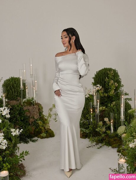 adolladola pornstar top photos