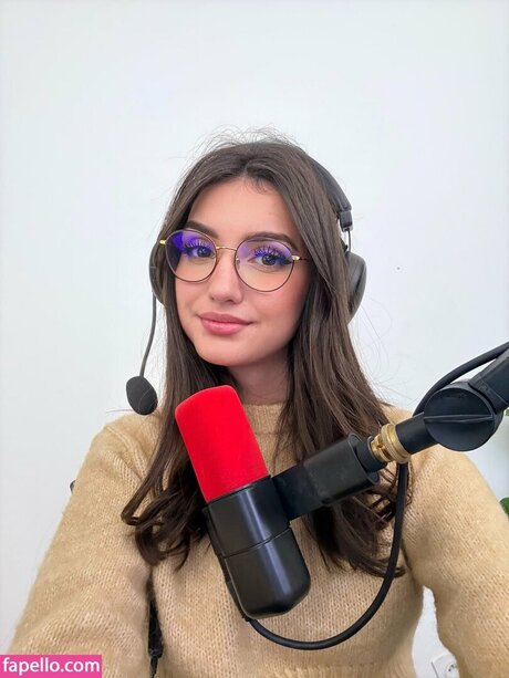 Juliette Arz free star img