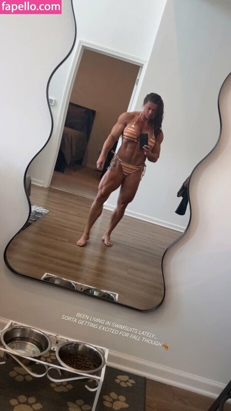 Kristen Nun model art pic