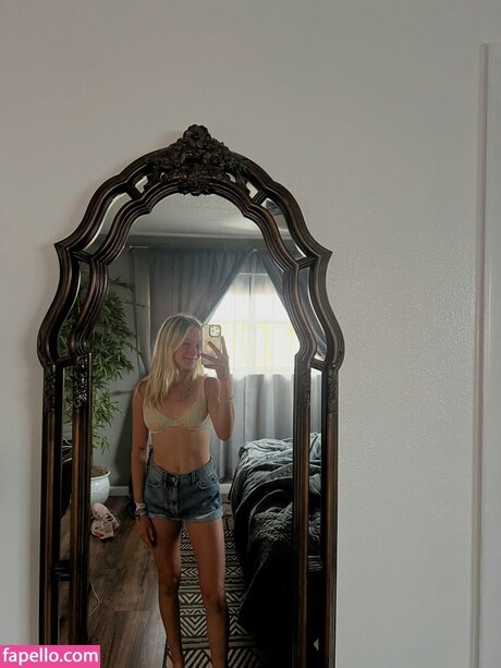 Amber Schulz model best img