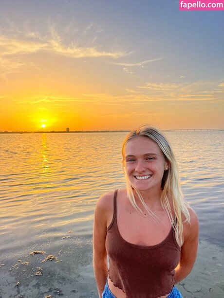 Amber Schulz hot pornstar pictures