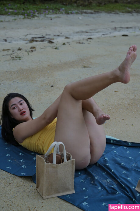 Amelie Qin model nice gallery