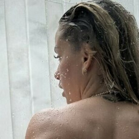 hiiandrea pornstar exclusive gallery