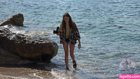 Girls HuntersBeauty pornographic star picture