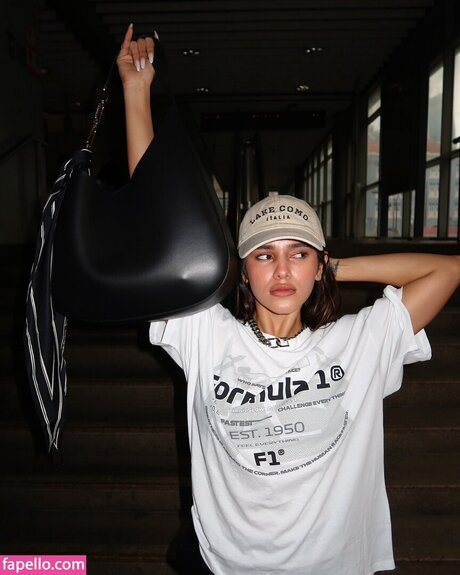 mature asian onlyfans erotic pic