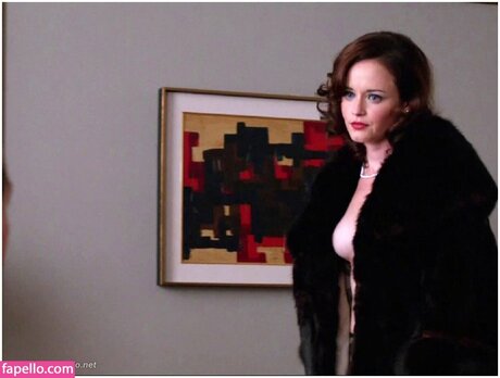 hooters onlyfans porn image