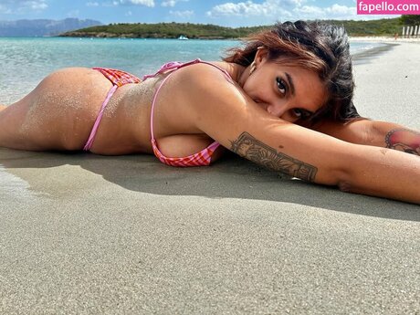 Debora Bloise model best img