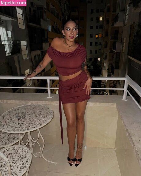 Debora Bloise erotic actress pictures