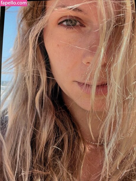 SmileyDani158 best model galleries