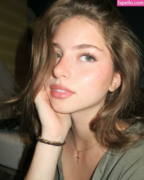 Lucia Ferrato hot star images